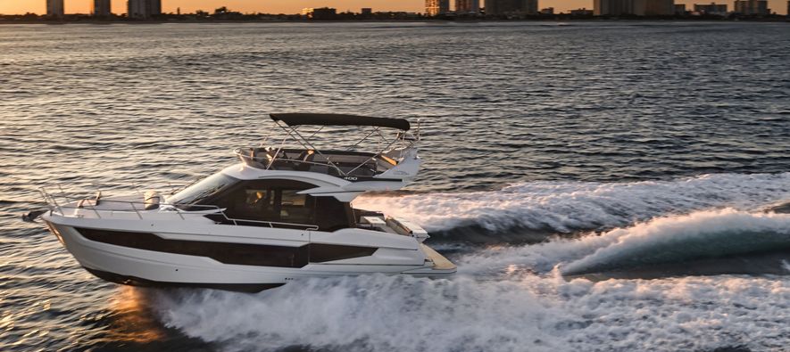Luxurious relaxation with Galeon 400 Fly
