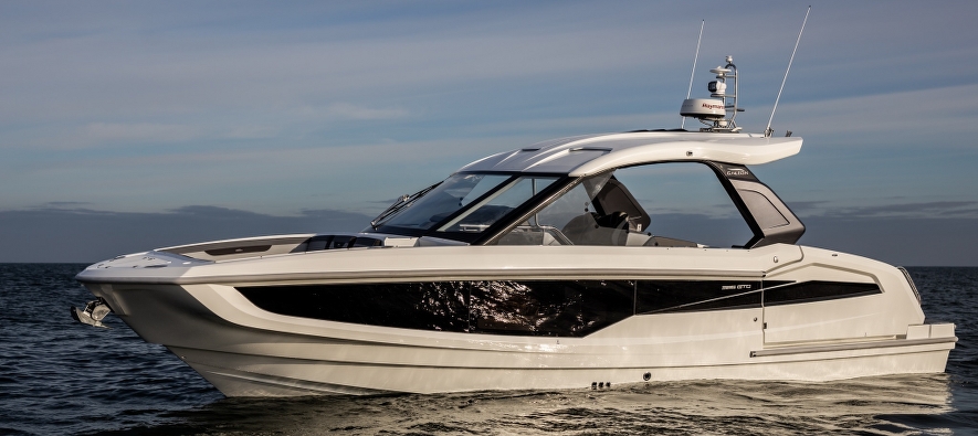 The future is here, and it comes in a shape of a brand new Galeon 325 GTO! 